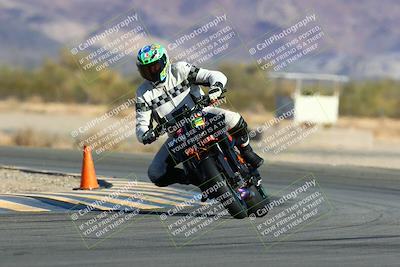 media/Jan-09-2022-SoCal Trackdays (Sun) [[2b1fec8404]]/Turn 14 (10am)/